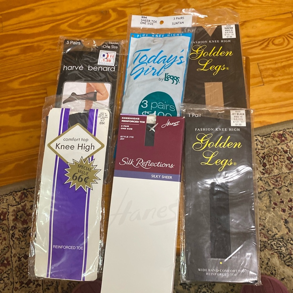 Bundle of 6 bag of knee high